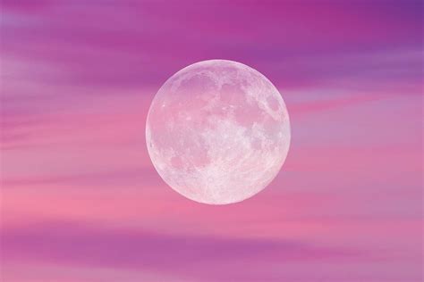 Luna .